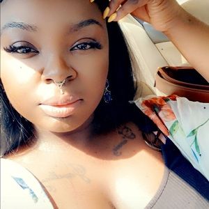 Meet your Posher, Dana